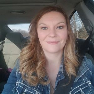 Meet your Posher, Bobbie